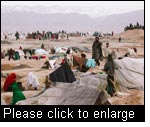 In the south of Afghanistan people have fled mainly due to drought and less due to conflicts. Information: International Organizationfor Migration. (© IOM 2002 – MAF0156; Photo: Jeff Labovitz)